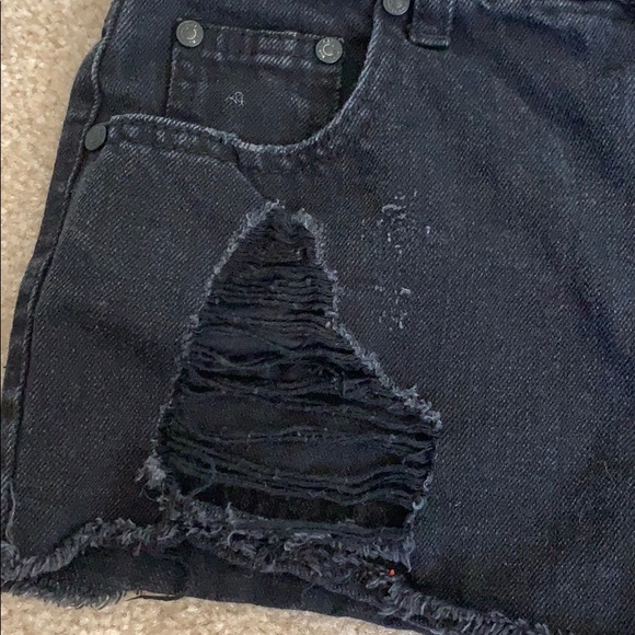 Black Ripped Shorts - Picture 5 of 5